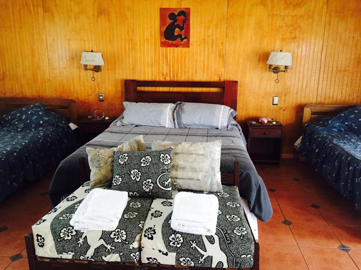 Hare Pakoba Guest House Hanga Roa Exterior foto