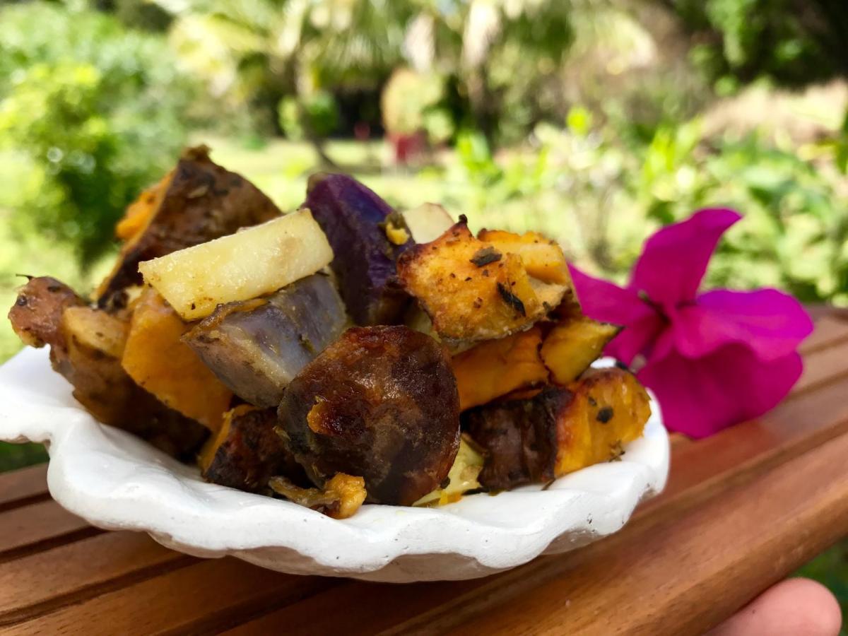 Hare Pakoba Guest House Hanga Roa Exterior foto